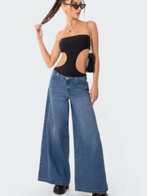 Vivie Ribbed Cut Out Bodysuit