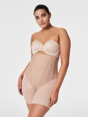 SPANXsupersculpt™ TotalContour High-Waisted Mid-Thigh Short