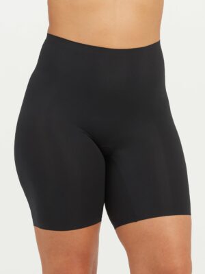 SPANXsmooth™ Fit-To-You Mid-Thigh Short